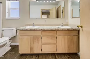 469 Tulipan Way, Talent, OR 97540 - Photo 17