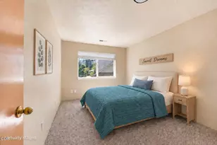 469 Tulipan Way, Talent, OR 97540 - Photo 15