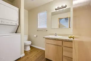 469 Tulipan Way, Talent, OR 97540 - Photo 21