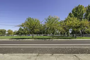 624 Hamilton St, Medford, OR 97501 - Photo 23