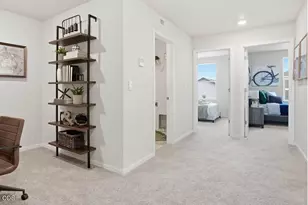 61751 SE Santorini St, Bend, OR 97702 - Photo 7