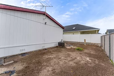 461 Whispering Willow Drive, Grants Pass, OR 97527 - Photo 21