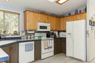 5195 Riverbanks Rd, Grants Pass, OR 97527 - Photo 5