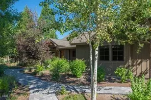 56502 Caldera Springs Ct, Bend, OR 97707 - Photo 13