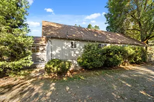 4827 Leonard Rd, Grants Pass, OR 97527 - Photo 17
