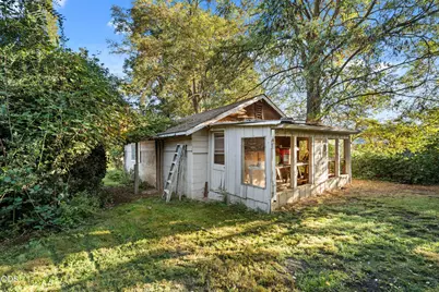 4827 Leonard Road, Grants Pass, OR 97527 - Photo 13