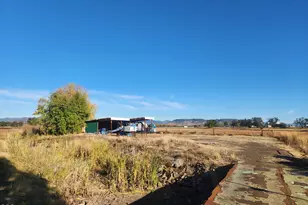 96 W Gregory Rd, Central Point, OR 97502 - Photo 45