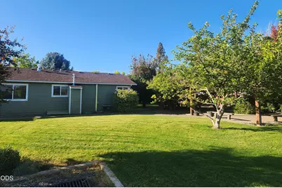 96 W Gregory Road, Central Point, OR 97502 - Photo 33