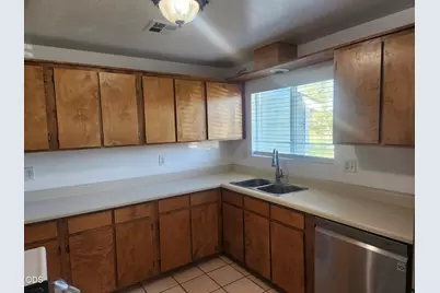 96 W Gregory Road, Central Point, OR 97502 - Photo 13