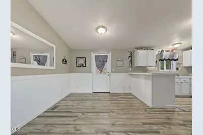 1260 Homedale Road, Klamath Falls, OR 97603 - Photo 5