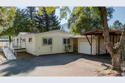 8290 E Evans Creek Road, Rogue River, OR 97537 - Photo 31