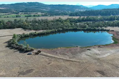 1631 E Antelope Road, Eagle Point, OR 97524 - Photo 1