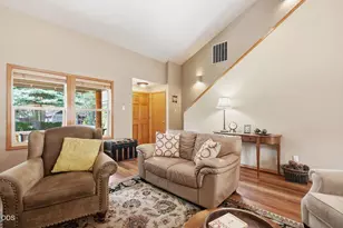 61228 Bighorn Ct, Bend, OR 97702 - Photo 7