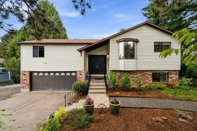 12199 SE Henderson Drive, Portland, OR 97266 - Photo 1