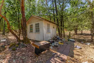 190 Long Acres Rd, Grants Pass, OR 97527 - Photo 23