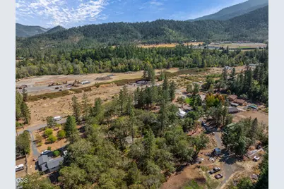 190 Long Acres Road, Grants Pass, OR 97527 - Photo 19