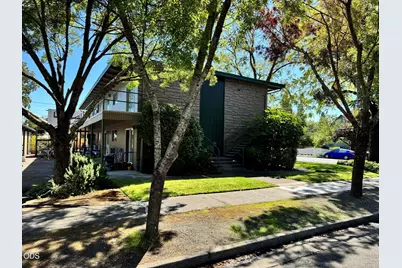 302 SE K Street, Grants Pass, OR 97526 - Photo 7