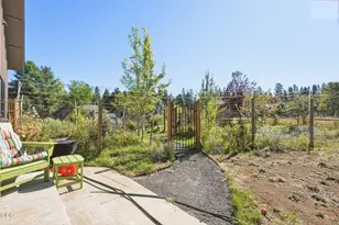13623 SW Meadow View Dr, Camp Sherman, OR 97730 - Photo 35