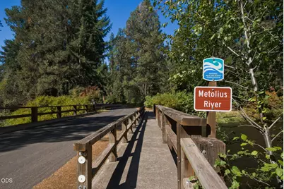 13623 SW Meadow View Drive, Camp Sherman, OR 97730 - Photo 51