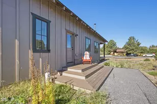 13623 SW Meadow View Dr, Camp Sherman, OR 97730 - Photo 47