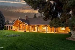 18975 Pinehurst Rd, Bend, OR 97703 - Photo 9