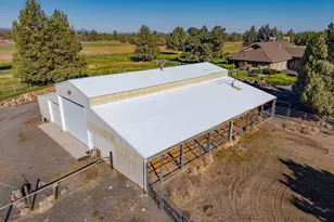 18975 Pinehurst Rd, Bend, OR 97703 - Photo 57
