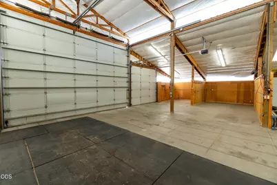 18975 Pinehurst Road, Bend, OR 97703 - Photo 63