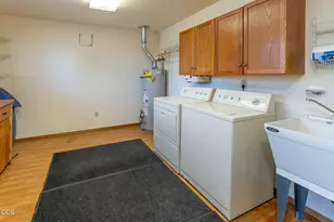 18975 Pinehurst Rd, Bend, OR 97703 - Photo 67