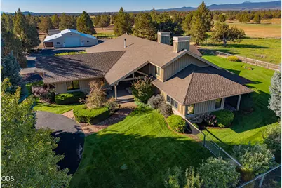18975 Pinehurst Road, Bend, OR 97703 - Photo 77