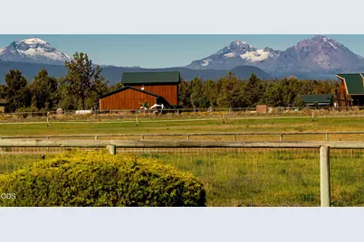 18975 Pinehurst Road, Bend, OR 97703 - Photo 51