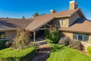 18975 Pinehurst Rd, Bend, OR 97703 - Photo 79