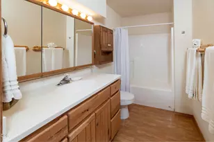 18975 Pinehurst Rd, Bend, OR 97703 - Photo 71