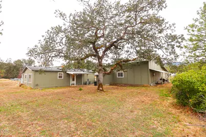 110 Mason Road, Eagle Point, OR 97524 - Photo 19
