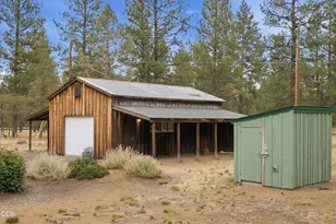 69460 Crooked Horseshoe Rd, Sisters, OR 97759 - Photo 25