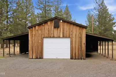 69460 Crooked Horseshoe Road, Sisters, OR 97759 - Photo 23