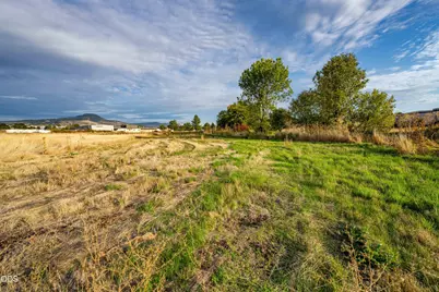 0 Lear Way, Medford, OR 97504 - Photo 15