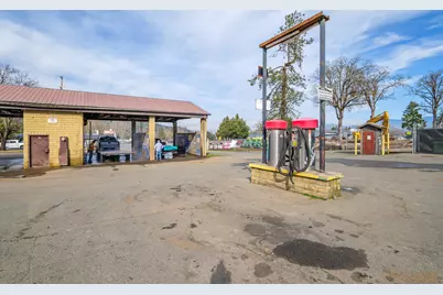 2521 Williams Highway, Grants Pass, OR 97527 - Photo 19