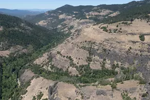 12263 Sf Little Butte Creek Rd, Eagle Point, OR 97524 - Photo 1