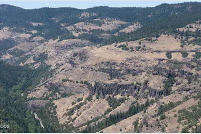 12263 Sf Little Butte Creek Road, Eagle Point, OR 97524 - Photo 21
