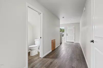 171 SE Champagne Court, Grants Pass, OR 97527 - Photo 5