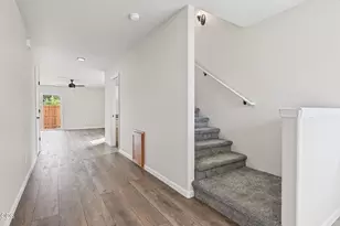 171 SE Champagne Ct, Grants Pass, OR 97527 - Photo 3
