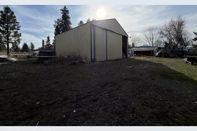 3592 E Lake Avenue, Chiloquin, OR 97624 - Photo 7