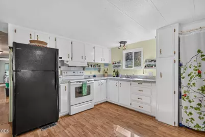 321 Clay Street #SPC 70, Ashland, OR 97520 - Photo 9