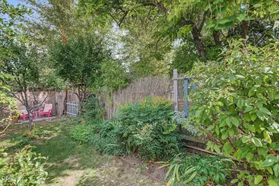 321 Clay Street #SPC 70, Ashland, OR 97520 - Photo 25