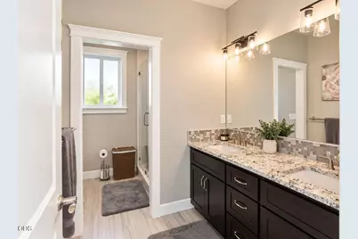 2454 Herrington Way, Medford, OR 97504 - Photo 13