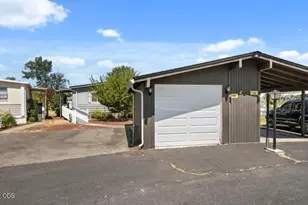 113 Briarwood Way, Grants Pass, OR 97526 - Photo 3