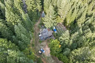 7007 Placer Rd, Wolf Creek, OR 97497 - Photo 5