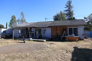 238 Orr Dr, Central Point, OR 97502 - Photo 5