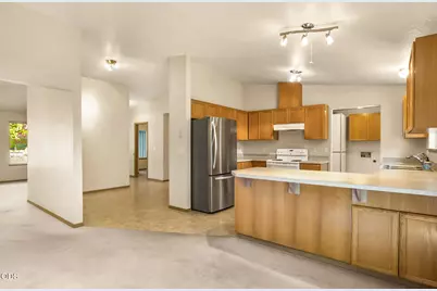 20232 Morgan Loop, Bend, OR 97703 - Photo 9