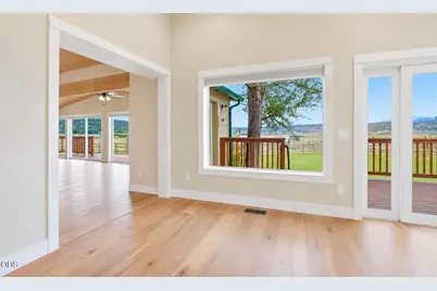 15333 NW Oneil Highway, Redmond, OR 97756 - Photo 15